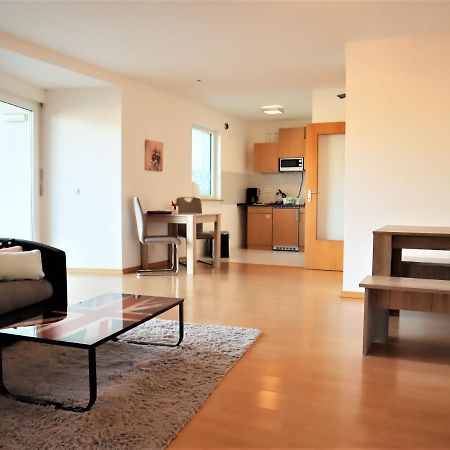 Ferienwohnung Am Clara Park Leipzig Exterior foto